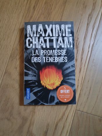 Livre La promesse des ténèbres Chattam, neuf 📚