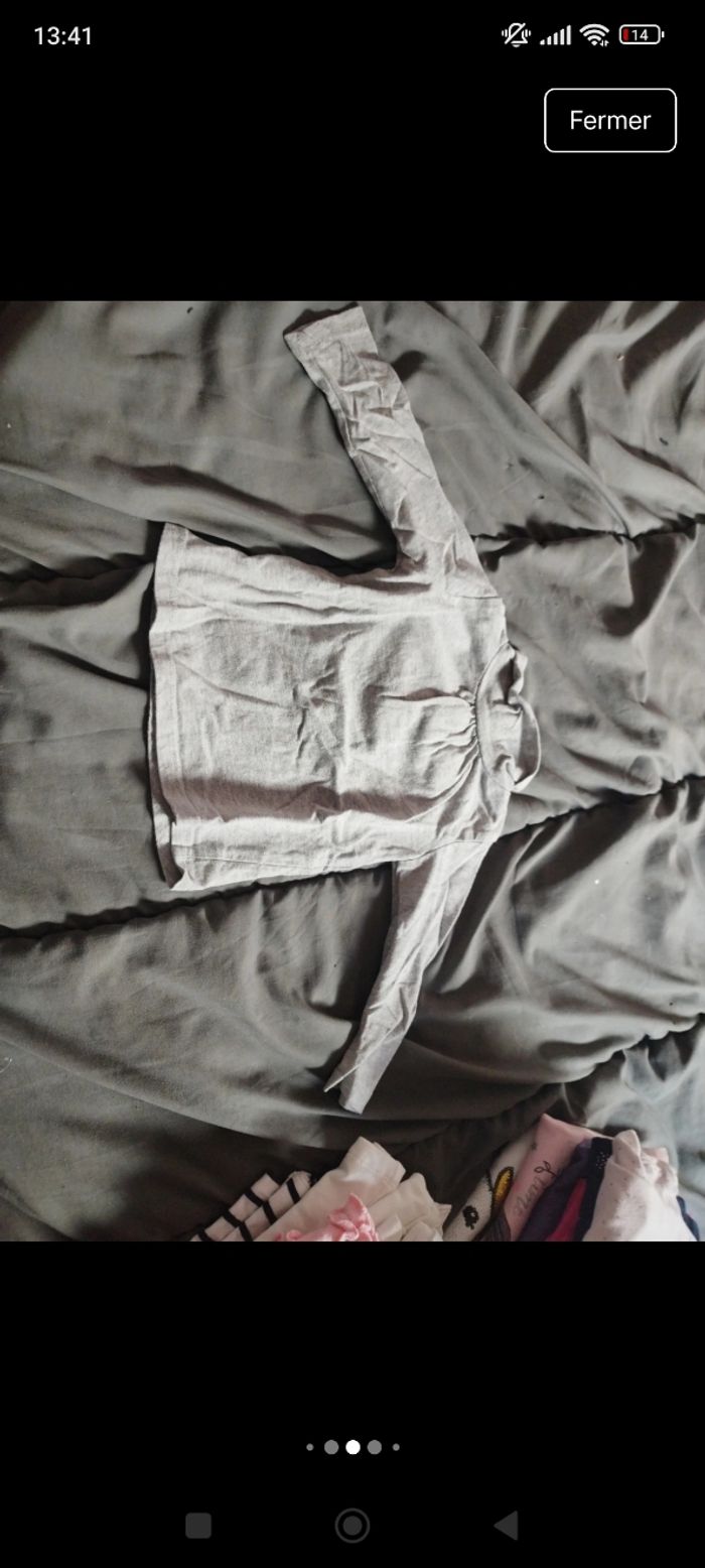 Lot de vêtement bébé fille taille 6 mois - photo numéro 2