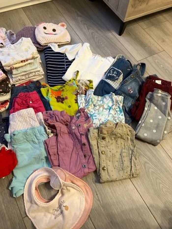 Lot vêtements fille 2 ans - photo numéro 4