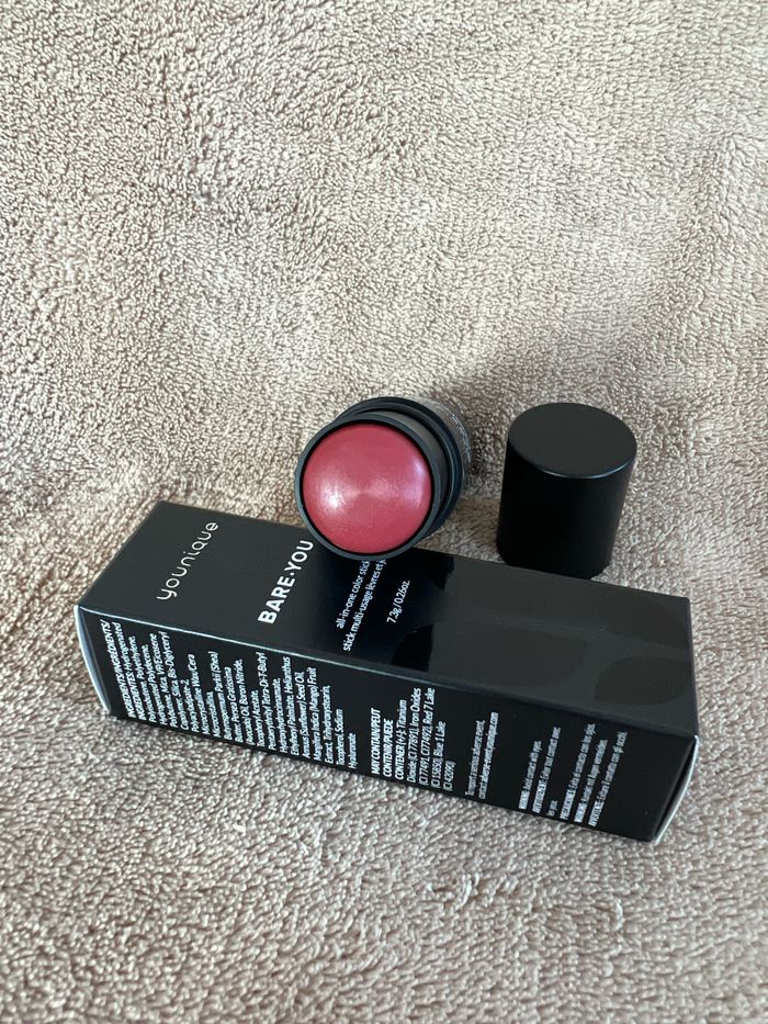 Bare you Blush Beach Younique