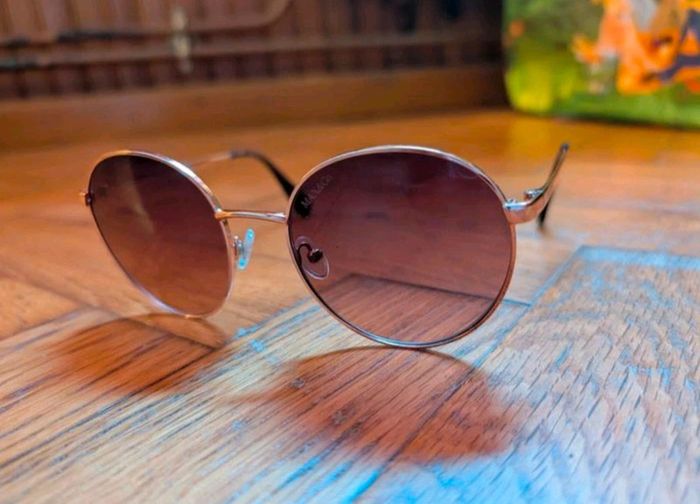 Paire de lunettes de soleil Max&Co