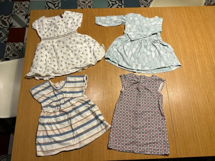 Lot de 4 robes légère