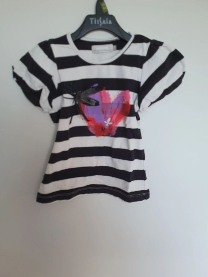Tee-shirt rayures noires et blanches manches courtes bouffantes dessin coeur 4 ans catimini