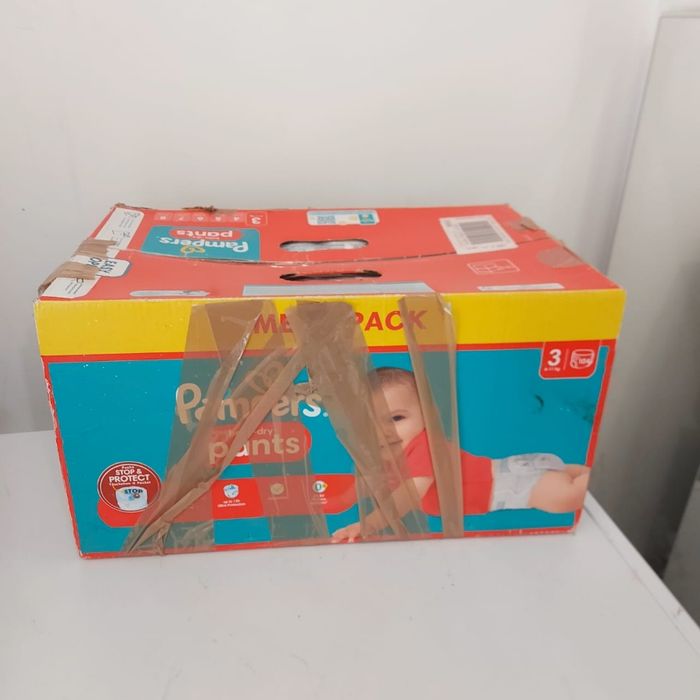 Un carton de couches