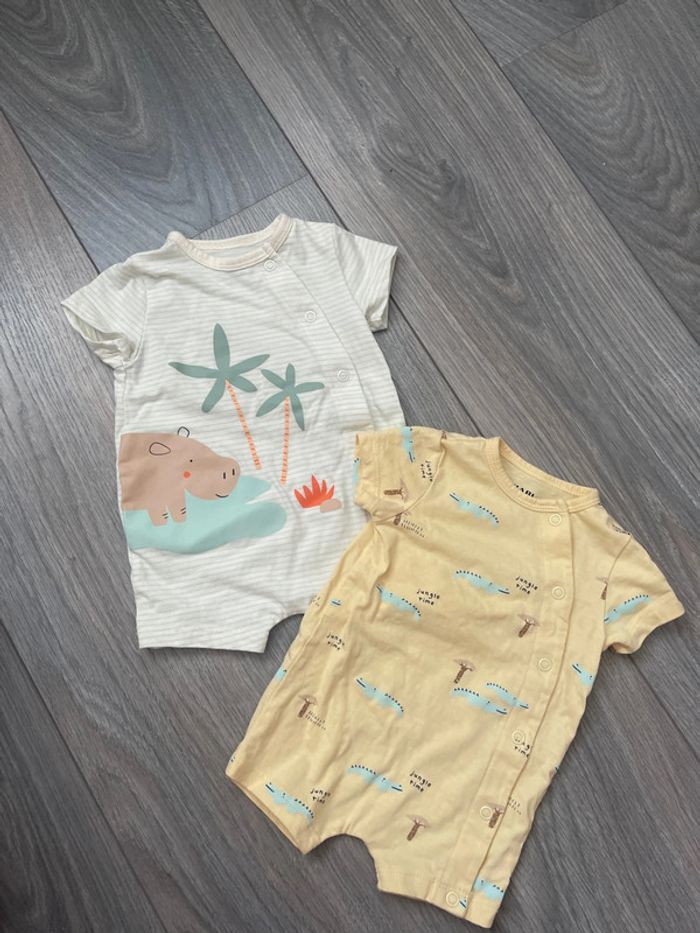 Lot grenouillère bébé