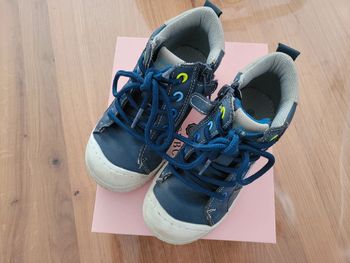Bottines à lacets et fermeture éclair