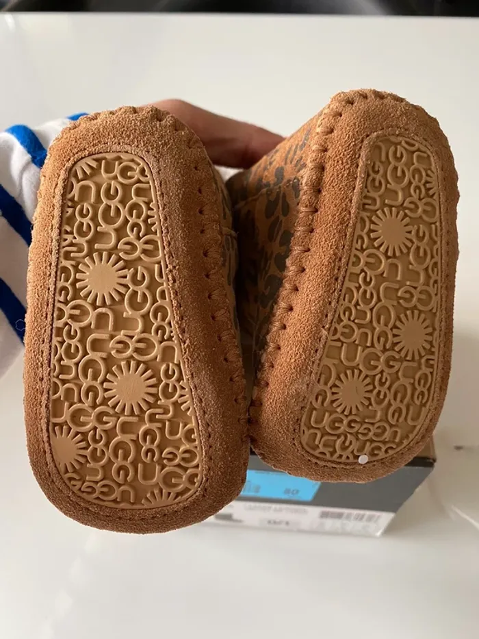 Véritable ugg bebe léopard - photo numéro 5