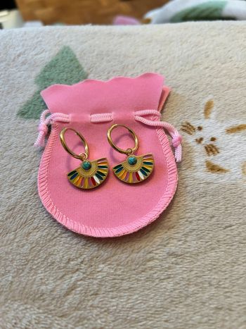 Boucles d’oreilles éventails colorés