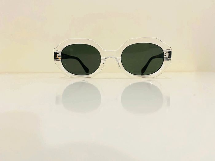 Lunette de soleil mixte small transparente et marron écaillée UV protection catégorie 3 - photo numéro 3