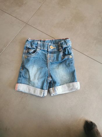 Short en jean kiabi 18 mois