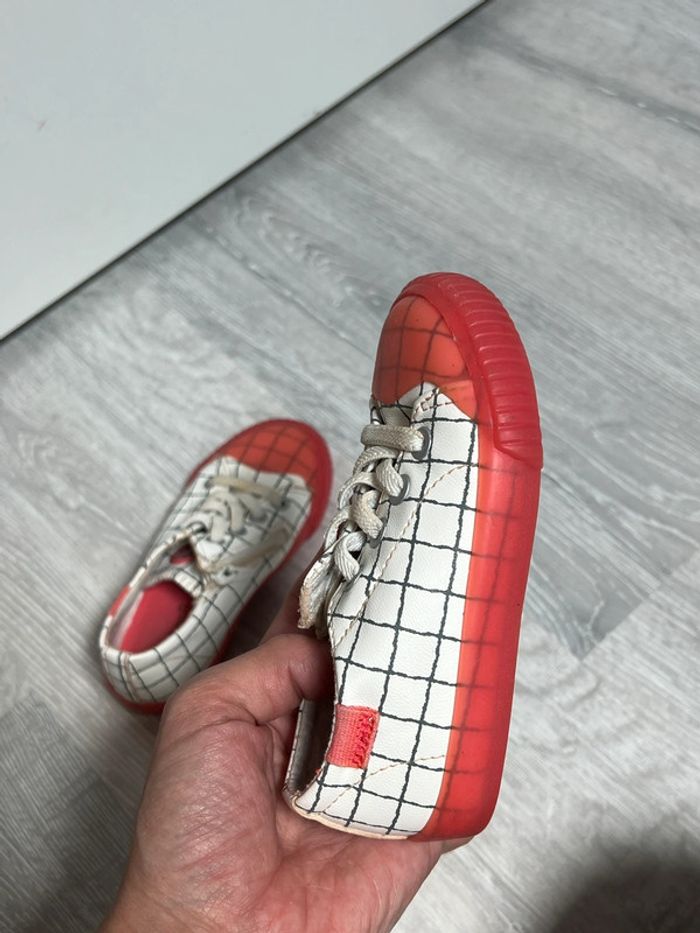 Baskets Zara taille 23 - photo numéro 4