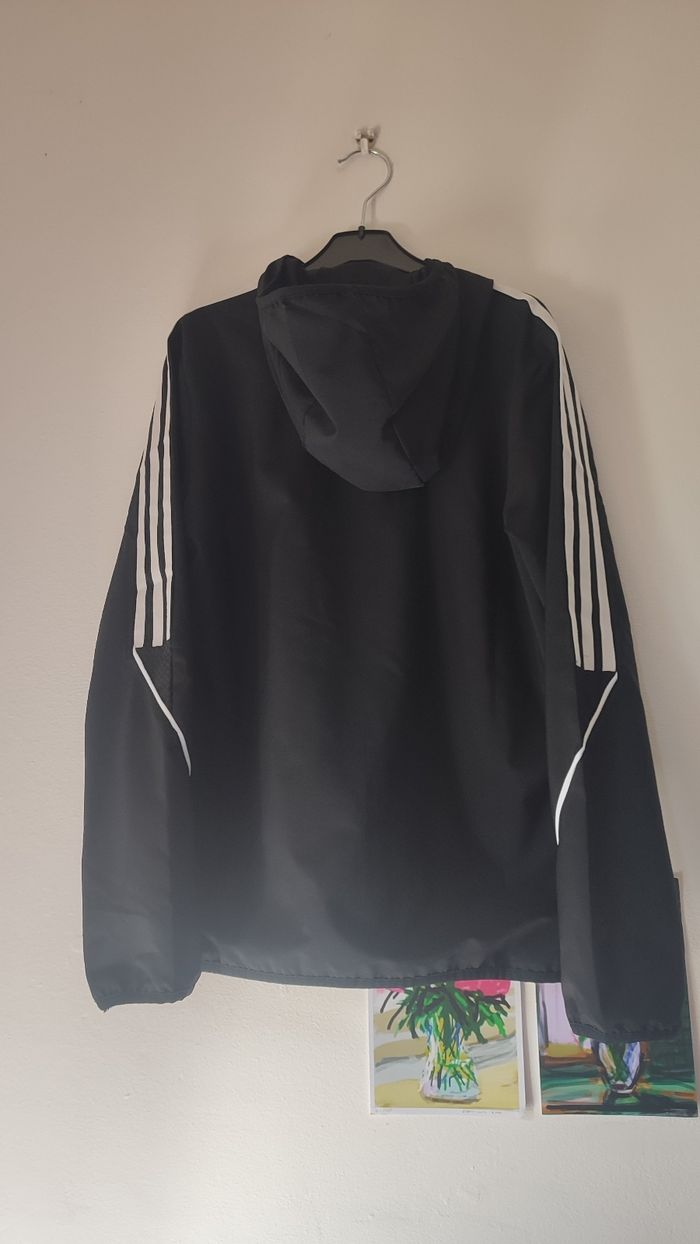 Veste adidas 11- 12 ans comme neuve - photo numéro 2