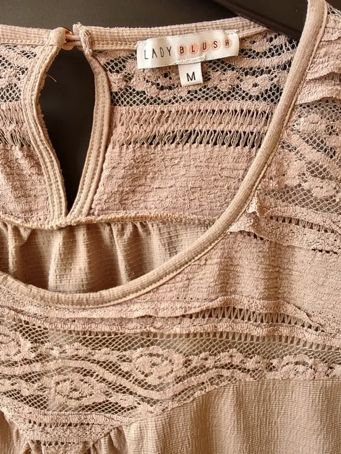 Joli T-Shirt dentelle - photo numéro 3