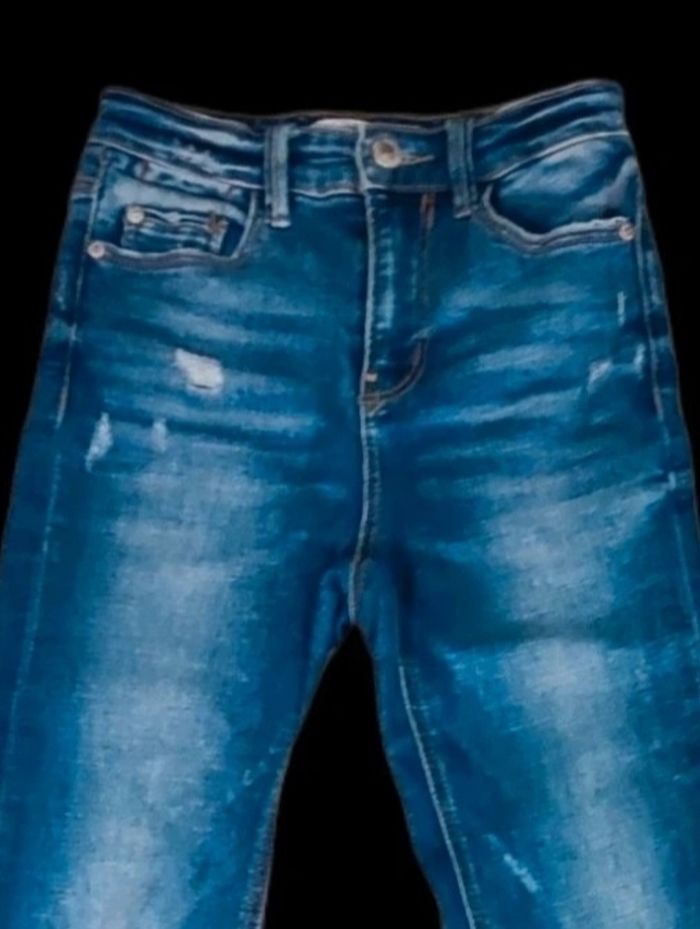 Jean Stradivarius femme Taille 32 - photo numéro 3