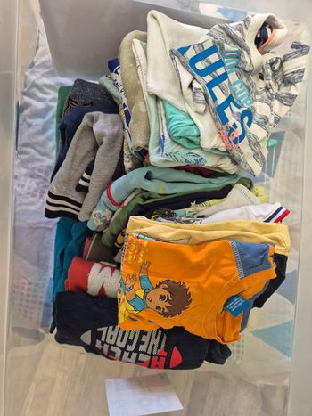 Lot de vêtements 4 ans