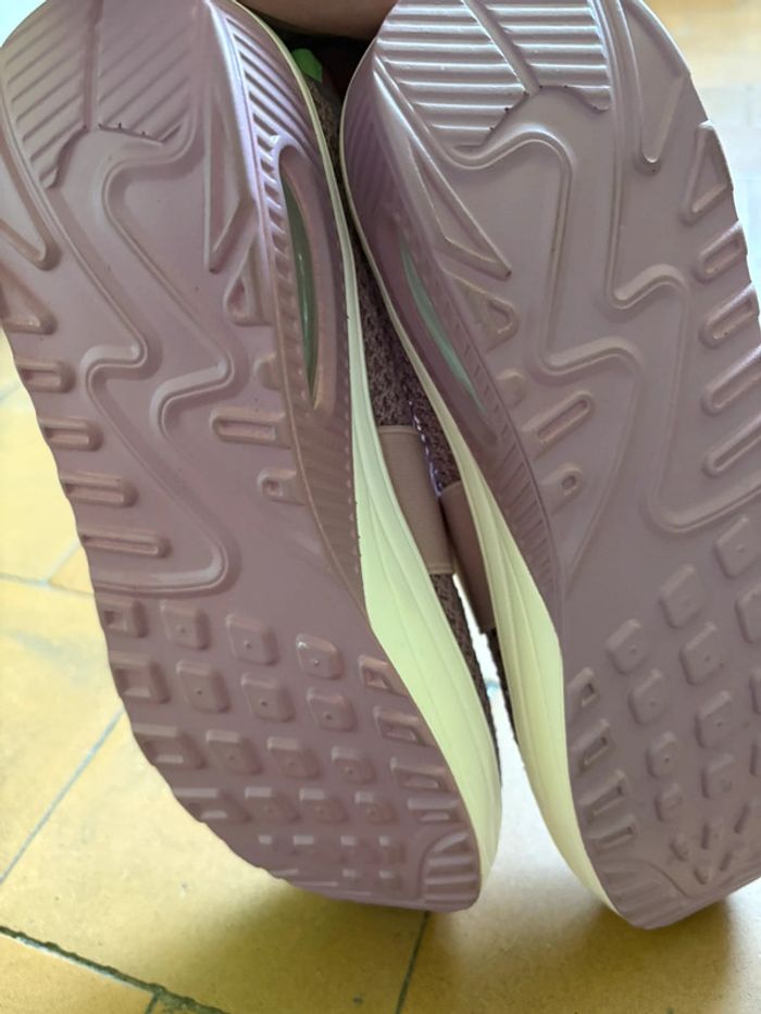Chaussures ouvertes - photo numéro 4