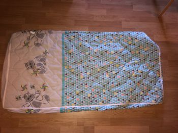 Housse matelas bébé