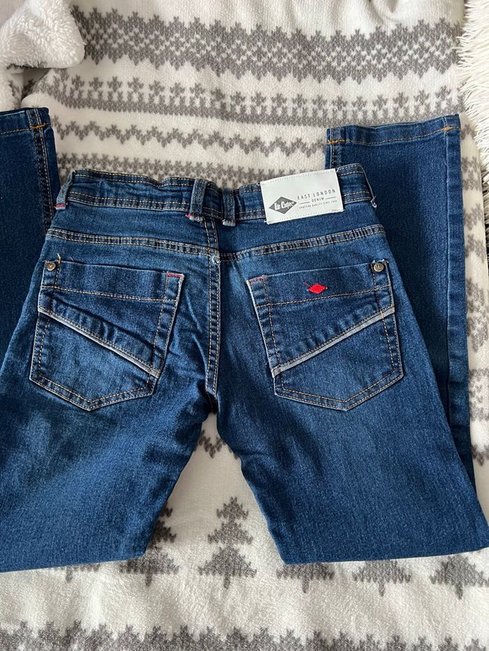 Jean’s 10 ans neuf