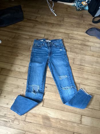 Jeans troués taille 30
