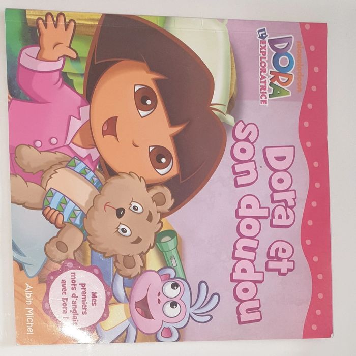 Lot livre dora mes premières lectures  son doudou les critaux magiques le jumeau de puppy - photo numéro 2