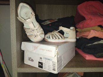 Sandales neuves