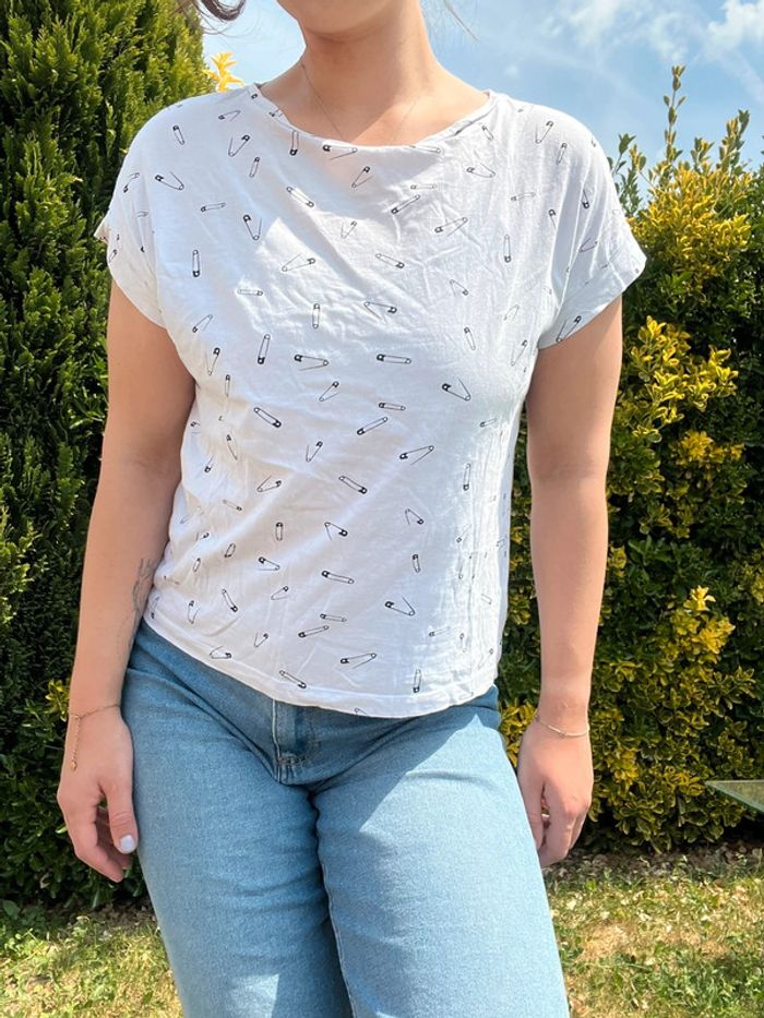 Tee shirt motif Mango - photo numéro 2