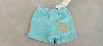 Short garçon naissance neuf