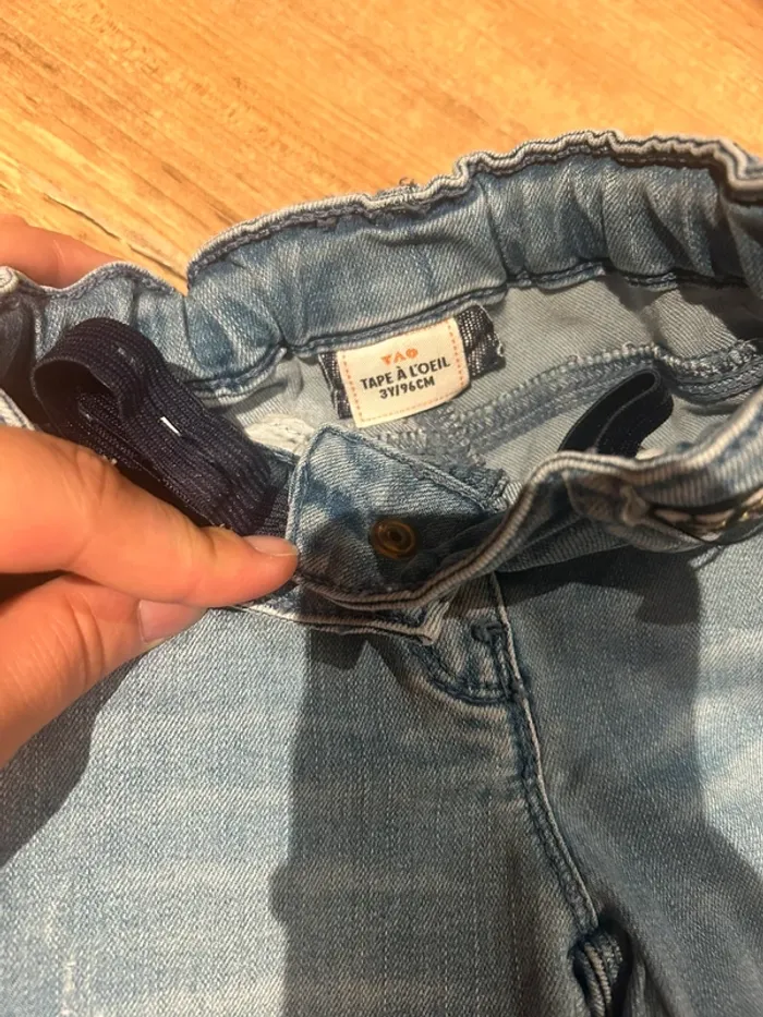 Jeans effet déchiré 3 ans - photo numéro 2