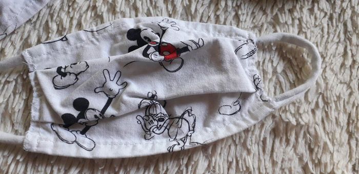 Lot de 3 masques Disney mickey minnie Enfants 18. 36 mois - photo numéro 6