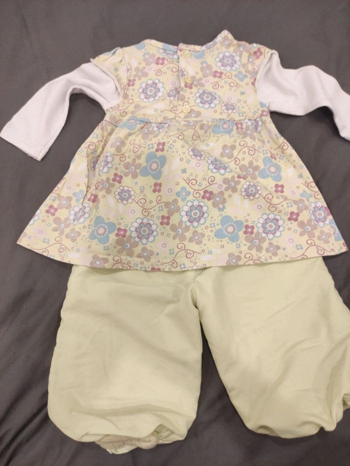 Ensemble 6 mois - photo numéro 4