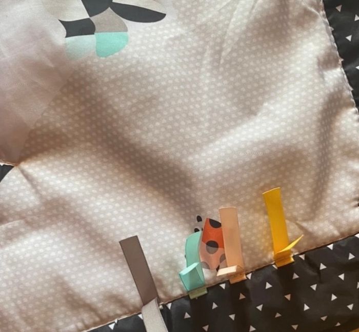 🌹 V Tapis d'Éveil Tiny love - Collection Black & White Magical Tales🌹 - photo numéro 5