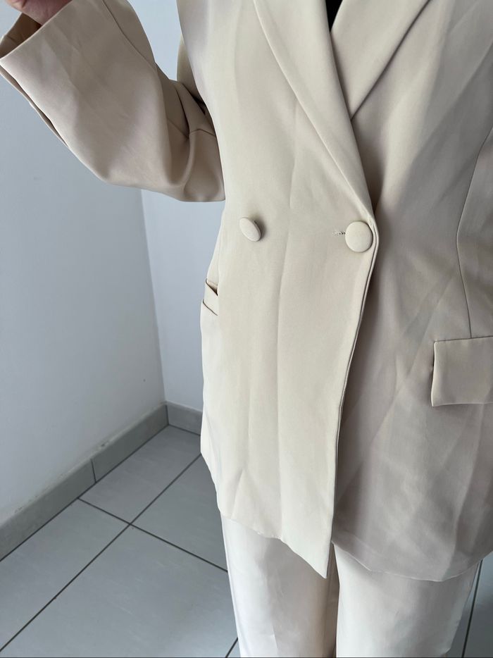 Tailleur femme - photo numéro 3