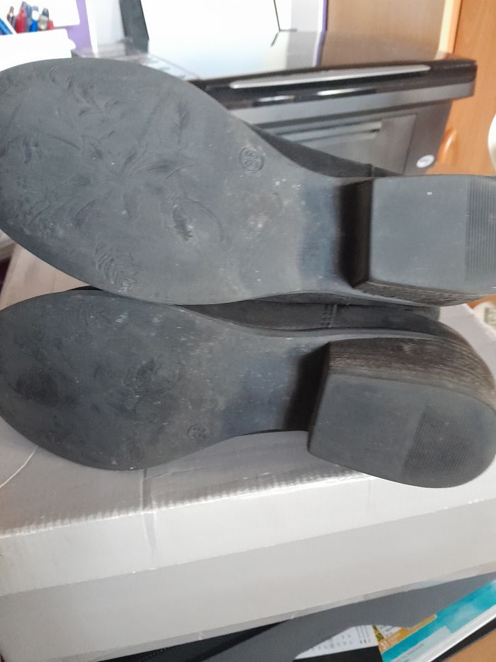 Bottines noires en daim taille 36 - photo numéro 3