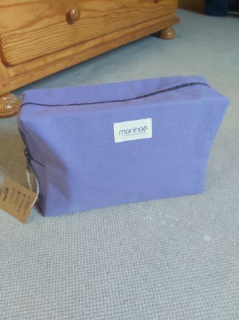 Trousse de toilette mauve neuve - Manahé