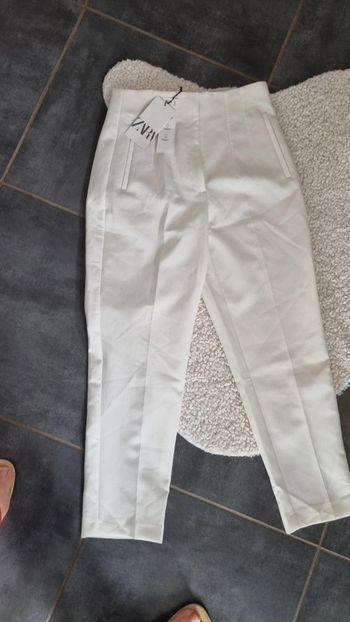 Pantalon zara neuf L 38 40 tissus elasthanne 🥰
