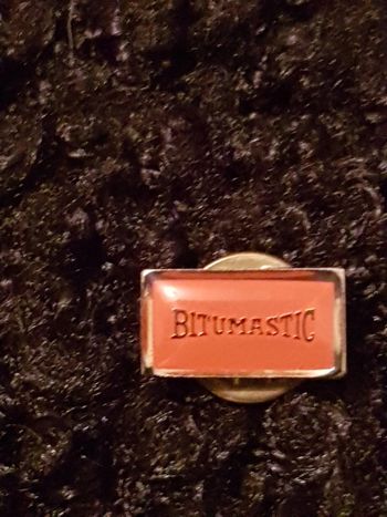 Pin's Bitumastic