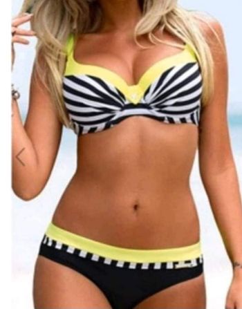 Maillot de bain neuf  Taille s
