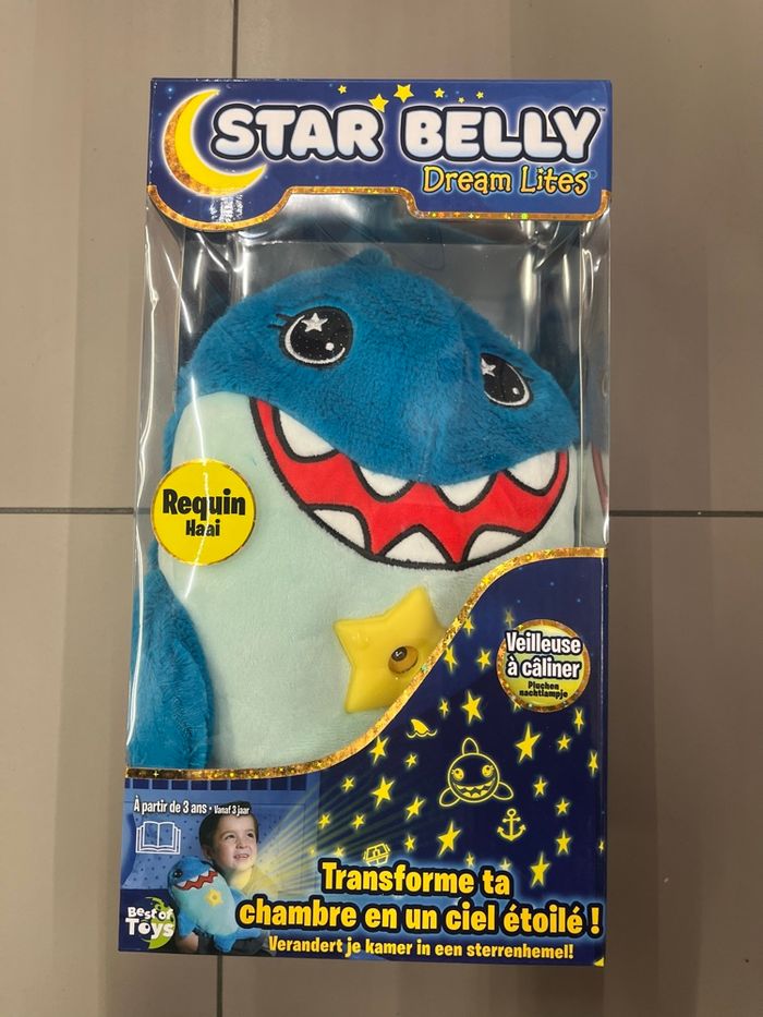 Peluche requin veilleuse Ciel étoilé