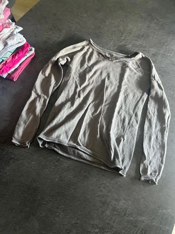 Pull gris
