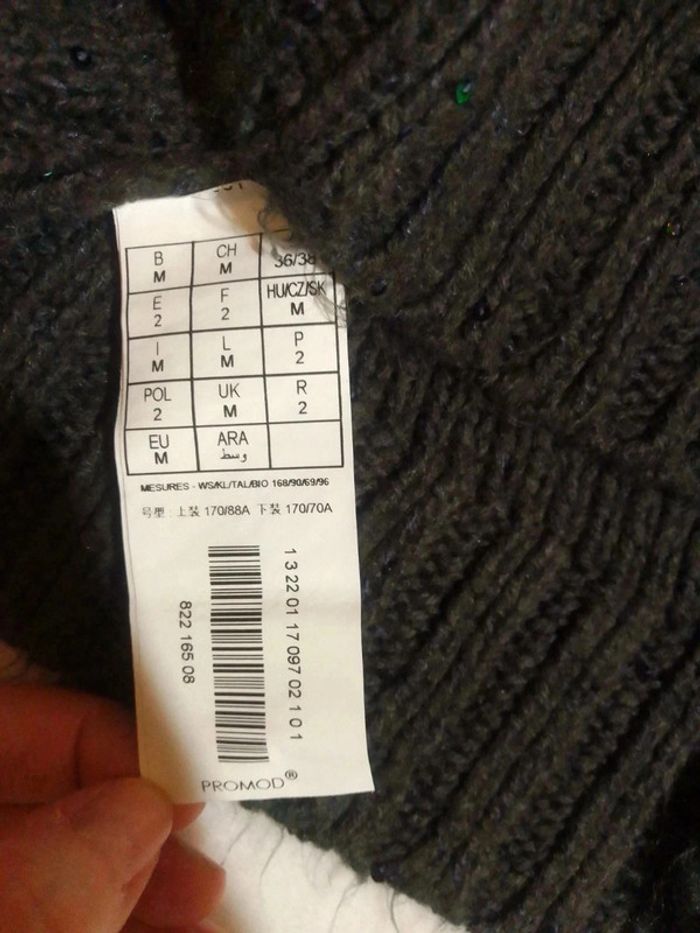 Joli pull gris - photo numéro 5