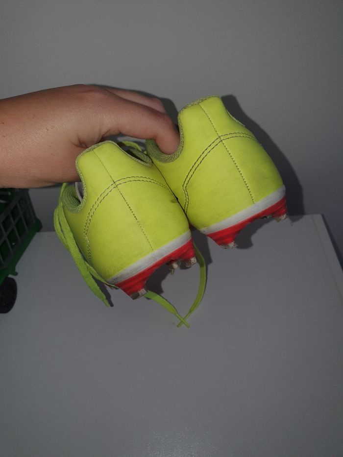 Chaussure de foot - photo numéro 3