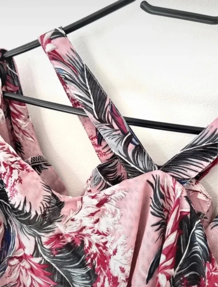 🌸 Magnifique haut en Chauve-souris / rose à fleur Glamorous T/S 🌸 - photo numéro 4
