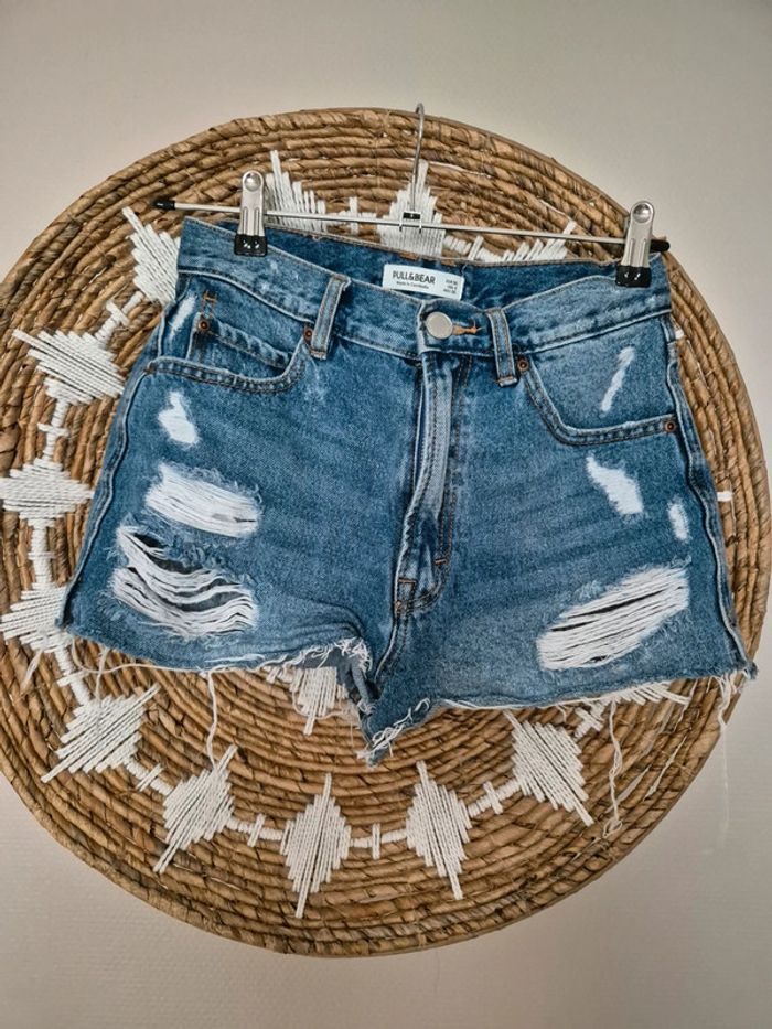 Short jeans