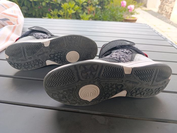 Chaussures basket Decathlon tarmak basketball 🏀 36 - photo numéro 5