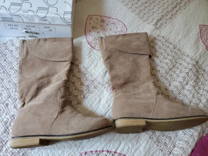 Bottes camel taille 36 toute neuve - photo numéro 4