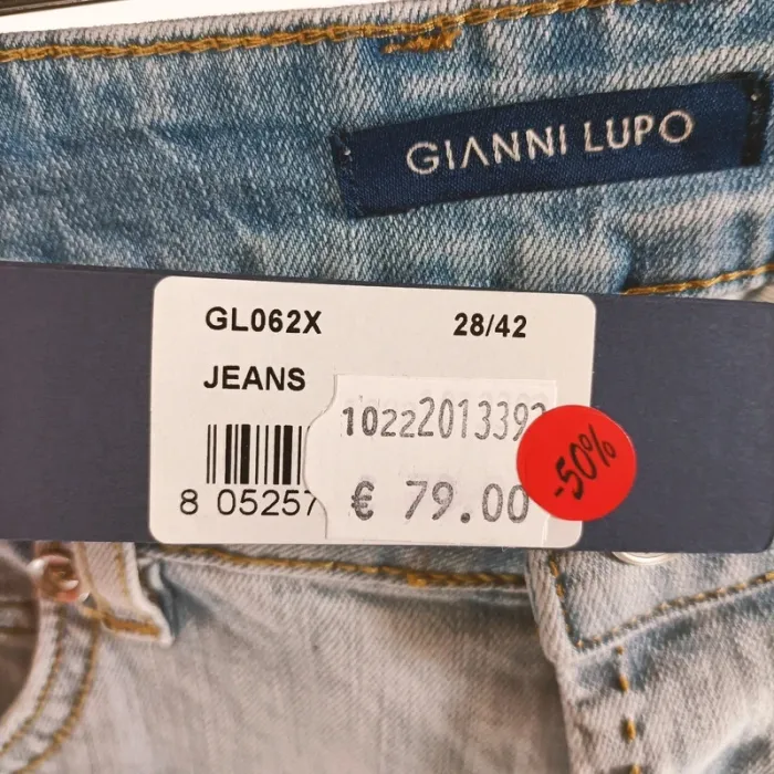 Short en jean clair Gianni Lupo - Taille 42 (XL) - A298 - photo numéro 11
