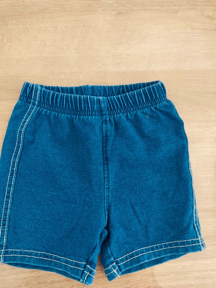 Short tee-shirt - photo numéro 4