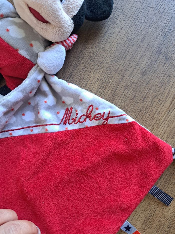 Doudou mickey - photo numéro 4