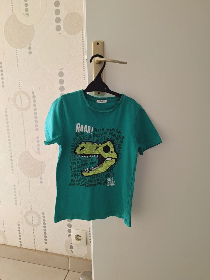Tee-shirt 8 ans. Très bon état. Gemo. - photo numéro 2