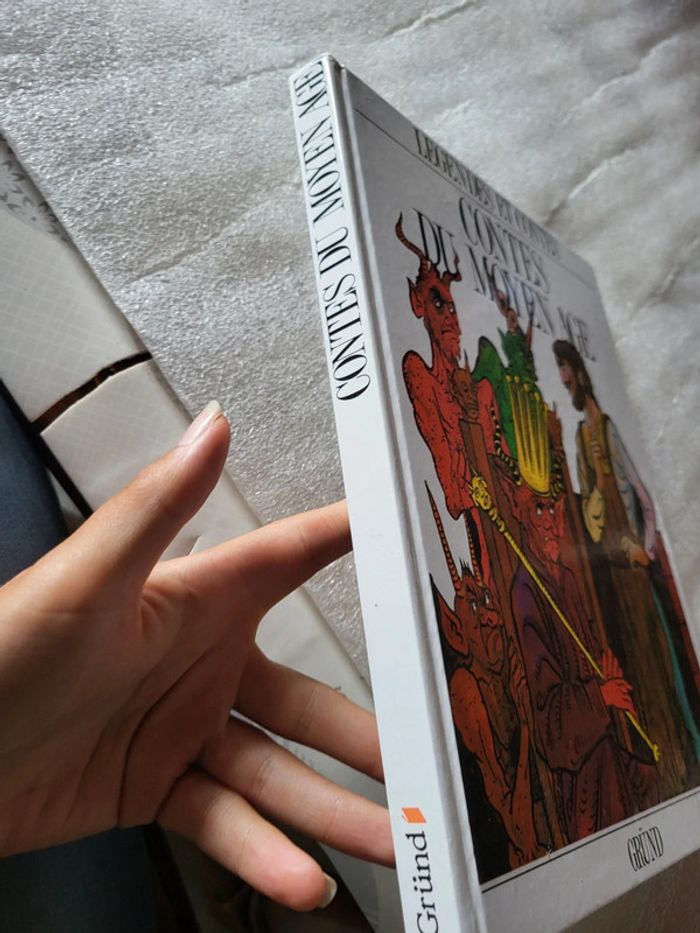 Livre légendes et contes - photo numéro 3